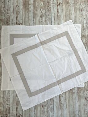 NWOT The Hotel Collection 2 Std Shams 21" x 28" White Gray Boarder 100% Cotton